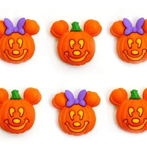 Mickey and Minnie Pumpkins embellishment / buttons
