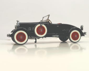 Vintage Danbury Mint 1:24 1927 Stutz Black Hawk Speedster - Diecast with Title