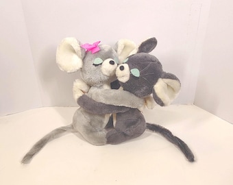 Vintage 1976 Dakin Eeny and Meeny Mouse Plush | Little Huggies Collectible