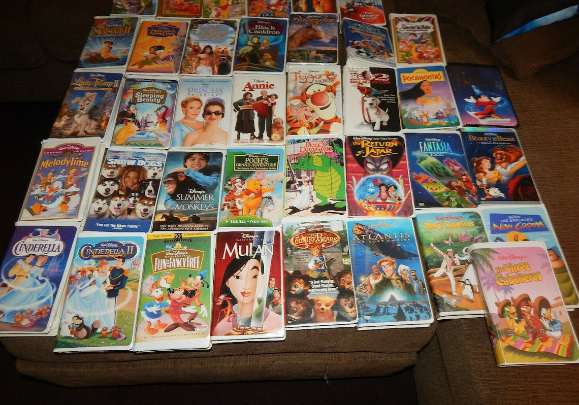 Lot 6 Clamshell Vhs Tapes Family Animation From Disne vrogue.co