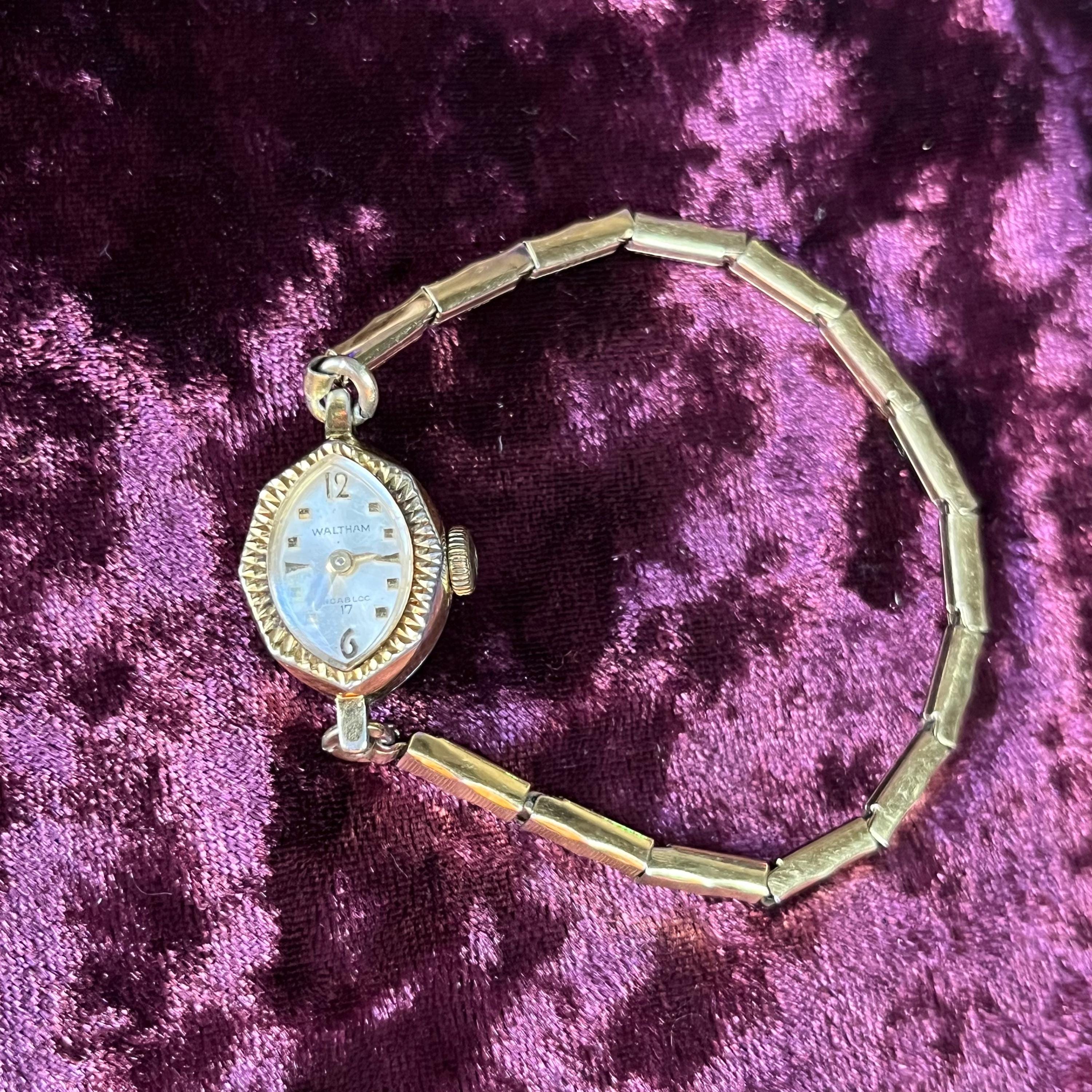 Spera 10 Jewels Incabloc Swiss Made Crystal Ladies Pendant Watch 1950s Pendant Pocket Watch, Vintage Lady Byron 17 Jewels Incabloc  main image 4