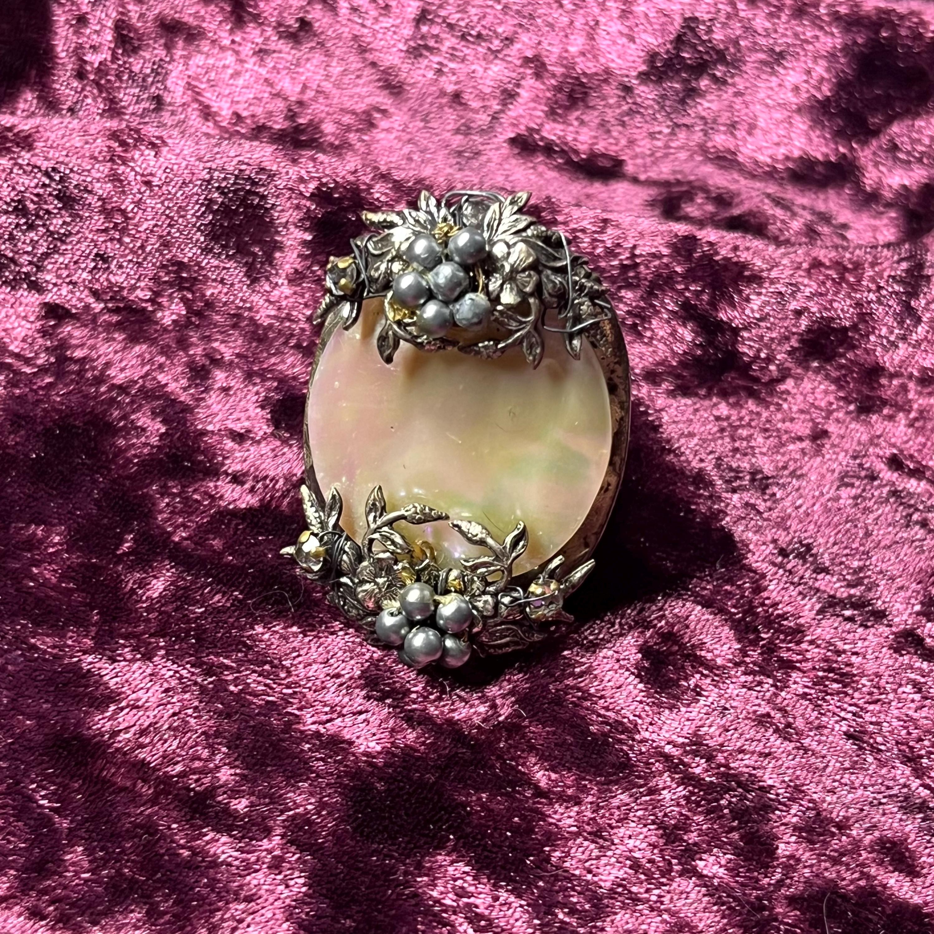 値下げしました‼️希少DeMario のビンテージブローチ Demario Jewelry - Etsy