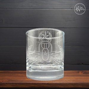 ウイスキーグラス 9、10、11オンス マスター、シニア、またはベーシックバッジ