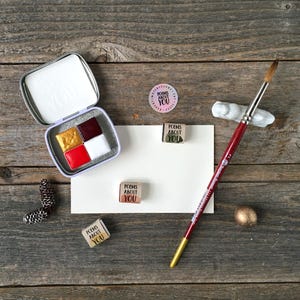 Set de Navidad cálida: juego de 4 colores en una caja y 6 postales en blanco con sobres. Acuarelas hechas a mano. Colores cálidos y pinturas metálicas.