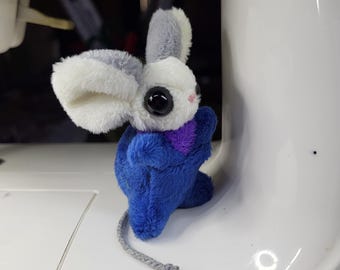 Plush mouse pattern
