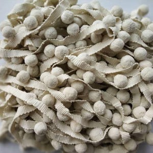 Ivory pom pom trim, pom pom trimming, bobble fringe, bobble trim, pom pom fringe, bobble fringe, pom pom fringe trim, pom pom trim blinds