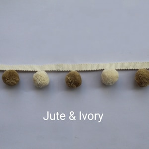 Jute ivory pom pom trim, pom pom trim, bobble trim, lampshade trim, lampshade trims, lampshade trimmings, lampshade fringe, trimmings, trim