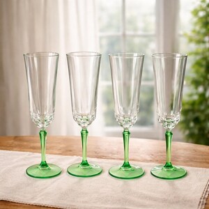 St George Glendale Champagne Flutes Set 4 Green Stem Holiday Vintage 1990s