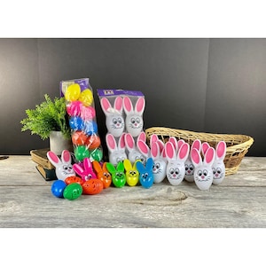 33pc Easter Bunny Egg Candy Containers Sun Hill 1995 Vintage