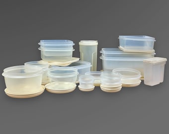 19 Pieces Rubbermaid Servn Saver Containers LARGE LOT from 1980s!
