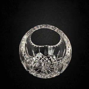Fifth Avenue Crystal Basket Style Candy Dish Home Decor 1980s