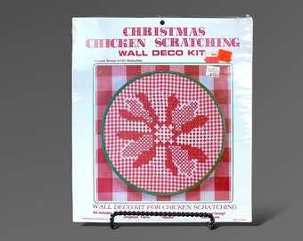 1983 Christmas Embroidery Kit Wang Chicken Scratching Red White Gingham NOS
