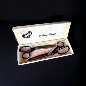 Vintage Wiss Pinking Shear Set 9 Inch and 7 1/2 Inch Original Box & Papers 1948
