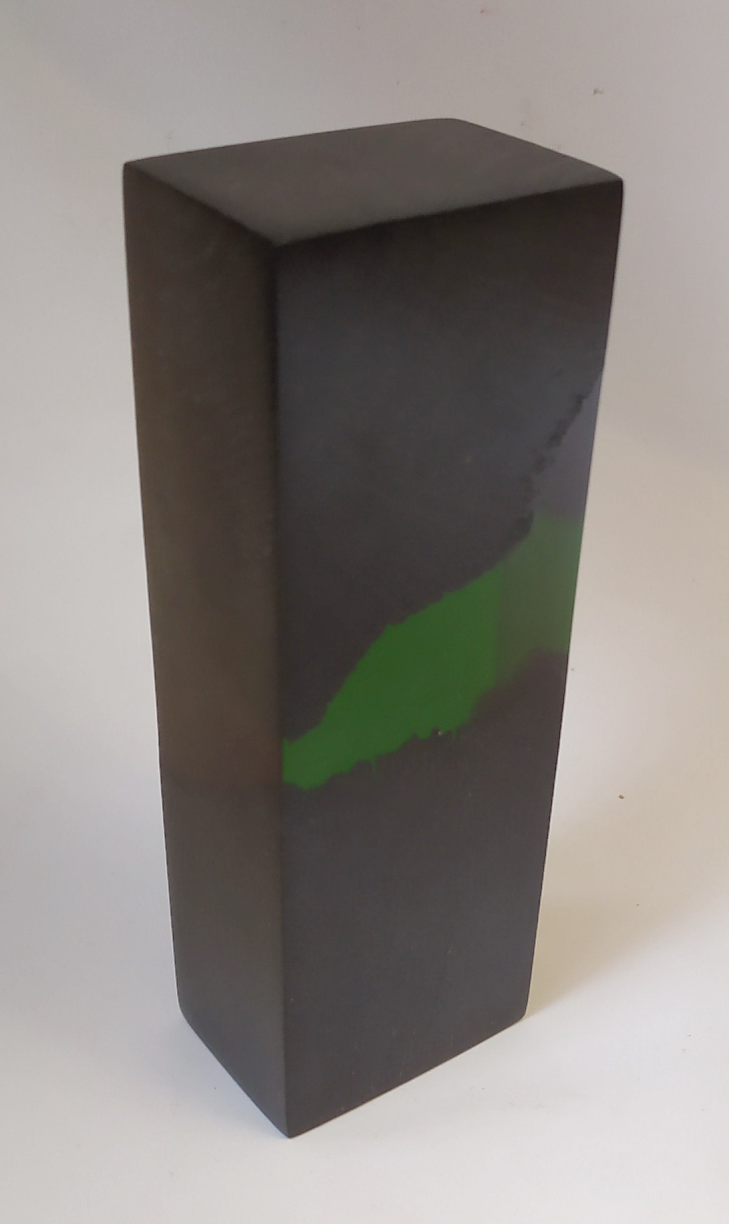 Stabilized hybrid black/green Bog oak block for knife handles 30x45x130 mm N 208