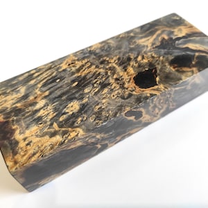 Stabilized maple burl for knife handles 30*45*130 mm (N 489,1)