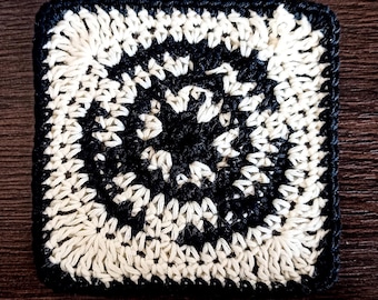 Hecate's Wheel Granny Square Digital Crochet Pattern with Detailed Photo Instructions