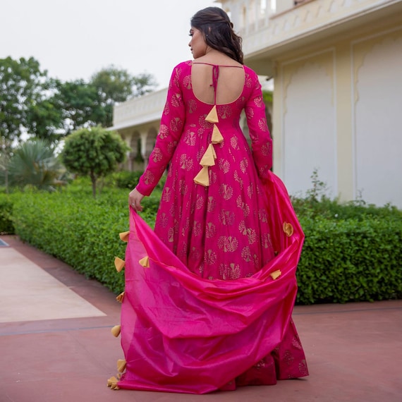 Art Silk Bandhani Suit at Rs 600/piece | Gota Patti Suit in Jaipur | ID:  23727855555