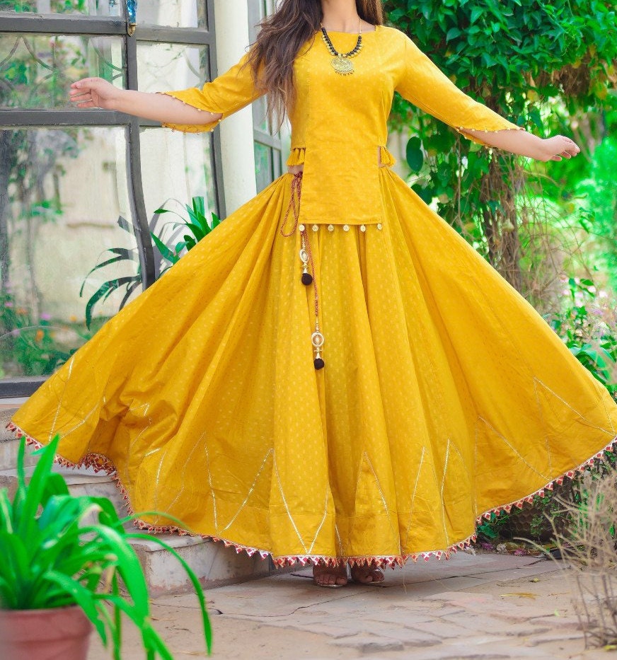 Indian Bollywood Inspired Designer Indowestern Dress , Crop Top Set,  Wedding Dress, Gown, Salwar Suit, Indian Skirts, Crop Top Skirt Set - Etsy