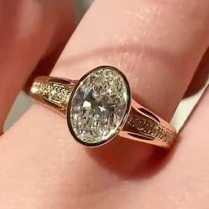 3 CT Oval Cut Moissanite Diamond Ring Bezel Set Oval Engagement Ring Split Shank Ring 14K Gold Wedding Ring For Women Anniversary Gift