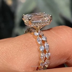 4 CT Emerald Cut Moissanite Engagement Ring Set Bridal Ring Set 14K Gold Wedding Ring With Matching Band Anniversary Ring Set For Women