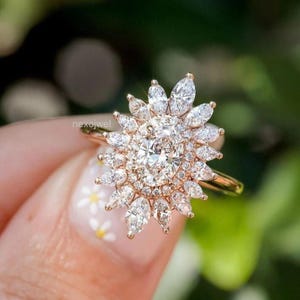 Starburst 2 CT Oval Cut Moissanite Engagement Ring 14K Solid Gold Ballerina Ring Art Deco Halo Wedding Ring Anniversary Ring For Women