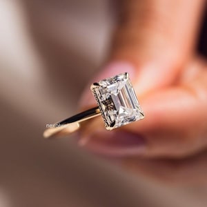 3.5 CT Emerald Cut Moissanite Diamond Engagement Ring 14K White Gold Ring Emerald Solitaire Wedding Ring Anniversary Gift For Her