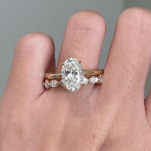 3 CT Oval Cut Moissanite Engagement Ring Set 14K Gold Wedding Ring Set Oval Cut Bridal Ring Set With Matching Band Anniversary Ring Set
