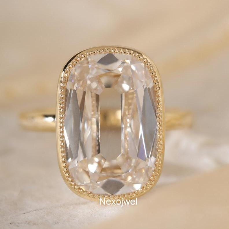 Old Mine 5 CT Elongated Cushion Cut Moissanite Ring Bezel Set Engagement Ring 14K Gold Wedding Rings Antique Diamond Ring Anniversary Ring