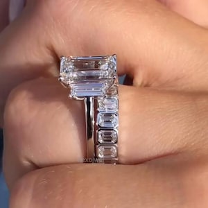 4 Ct Emerald Cut Moissanite Engagement Ring Set Emerald Bridal Ring With Matching Band 14K Gold Wedding Ring Set Anniversary Ring For Women