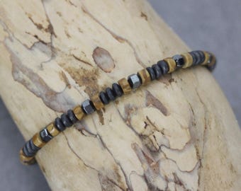Men's bracelet made of natural stones, heishi beads in wood stone, and matte hematite Ø4mm