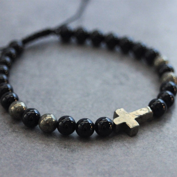 Bracelet homme en pierres naturelles, perles onyx et pyrite avec croix en pyrite