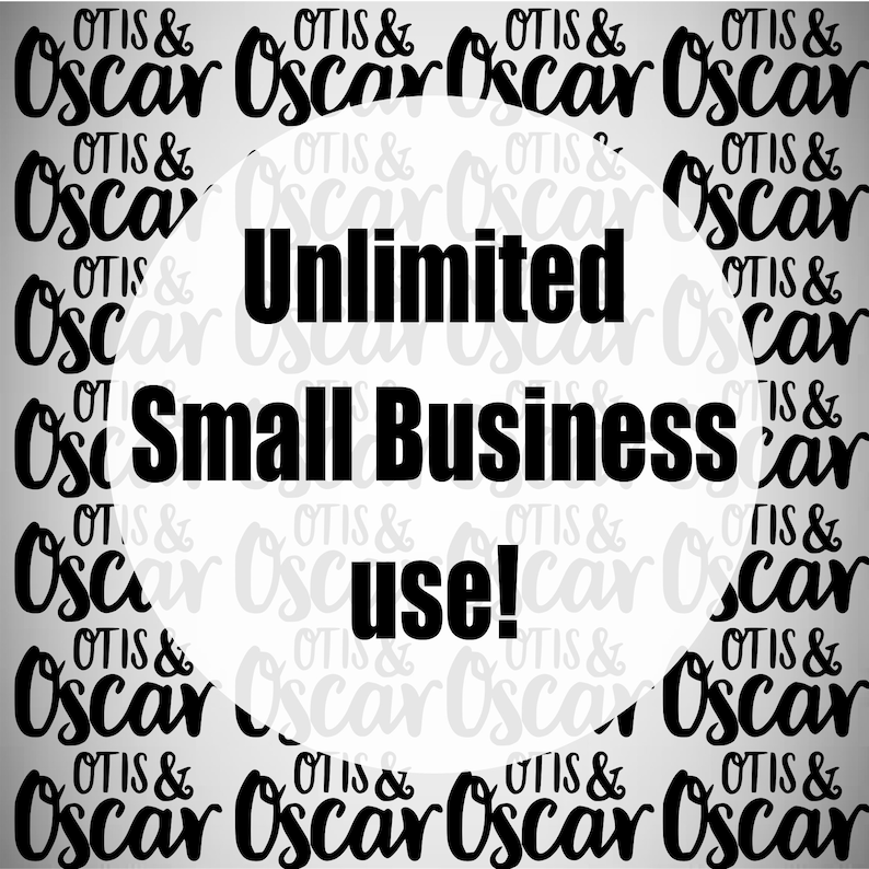 Op de afbeelding: Een witte cirkel met zwarte tekst die "Unlimited Small Business use!" luidt, tegen een achtergrond van herhalende zwarte tekst die "OTIS & Oscar" luidt.
