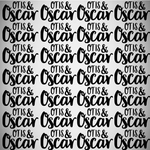 Op de afbeelding: Een herhalend patroon van de tekst "OTIS & Oscar" in zwarte letters op een witte achtergrond.