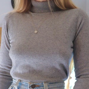 Vintage Cashmere & Silk Turtleneck - 1990s to Y2K  - Mockneck Sweater - Heather Gray - XS to Small - Minimalistic Chic - Solid Long Sleeve