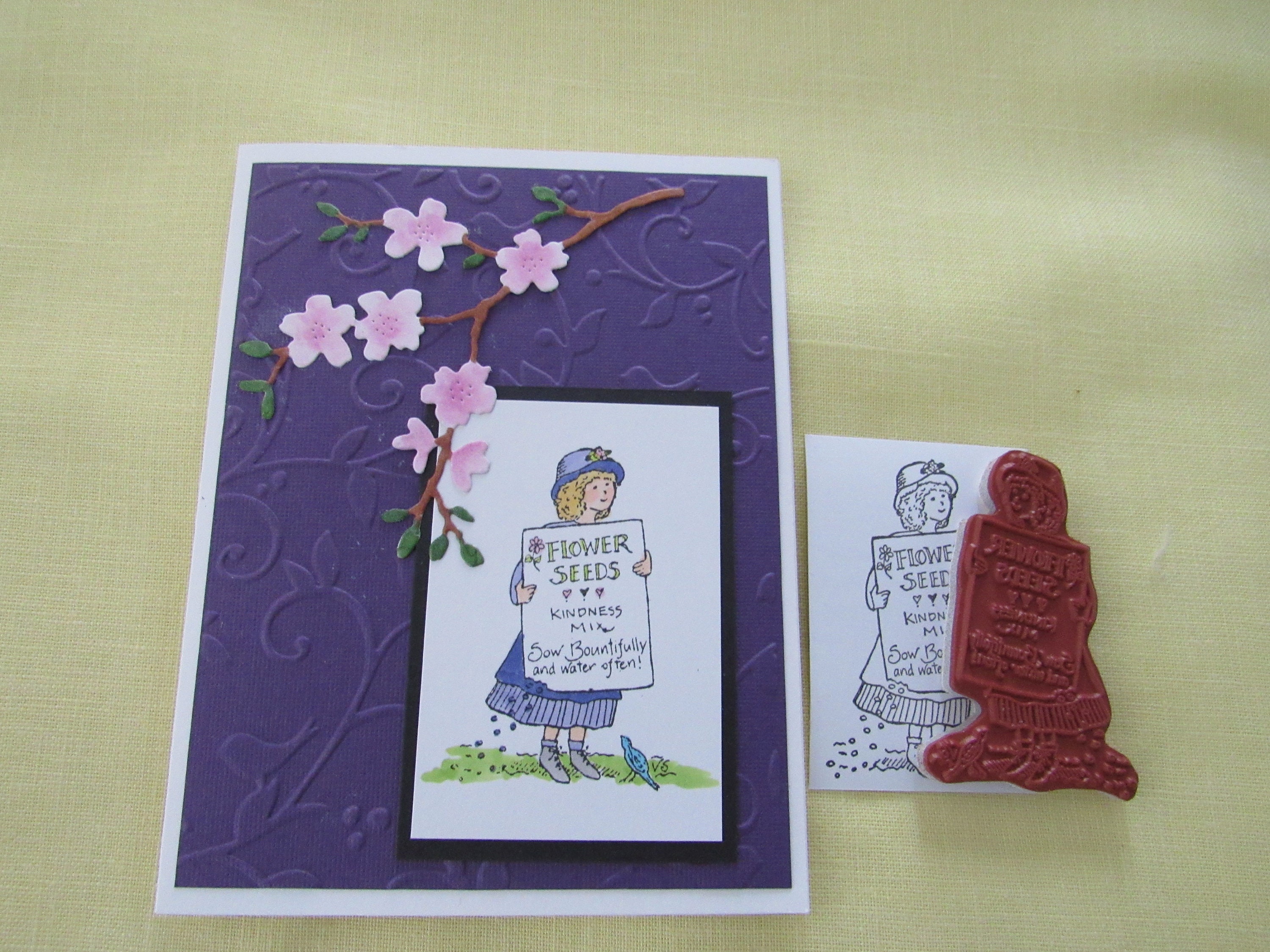 工芸品 At the end of the seed of kindness. . F6F1728D-6131-4A52-9920-