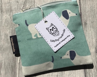 Coin purse - zip pouch - sausage dog fabric - Dachshund