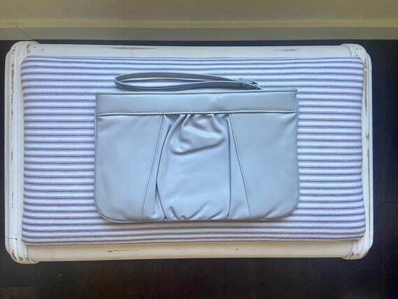 1980s Vintage Gray Leather Envelope Clutch - image 2