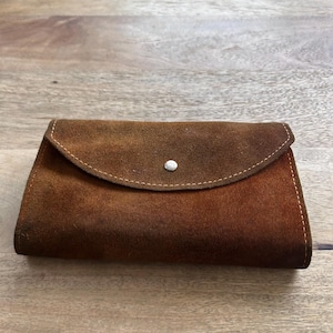 Cartera de ante marrón de los años 70