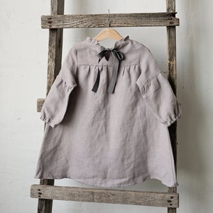 Lavendel ruche linnen jurk, linnen babyjurk, babyjurk, bloemenmeisjesjurk, linnen kleding meisjes, jurk meisjes, kinderkleding