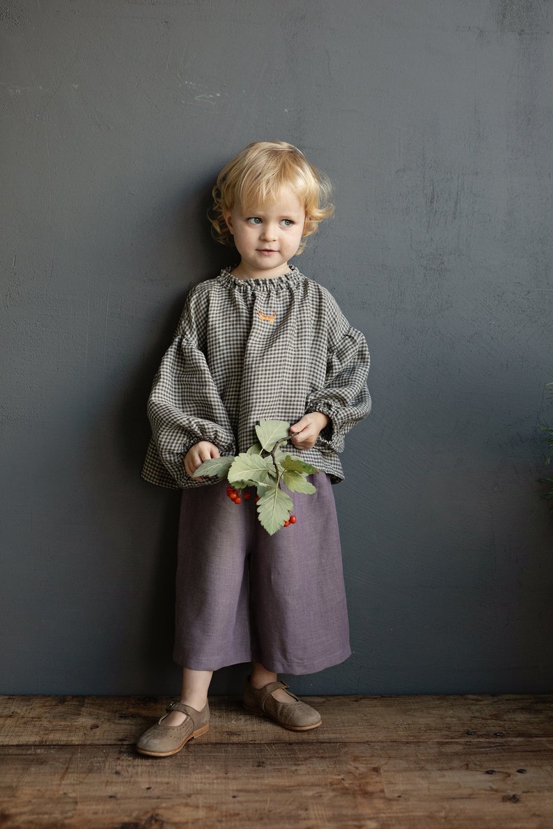 Grey Gingham Parachute Linen Tunic, Different Embroideries, Linen Shirt for Girls, Long Sleeve Linen Tunic, Girl Linen Top, Baby Shirt zdjęcie 6