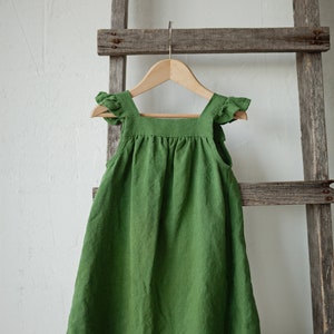 Robe chasuble vert pomme, robe chasuble en lin, différentes broderies, filles de robe de lin, tablier de bébé, robe de fille de fleur, filles de robe image 2