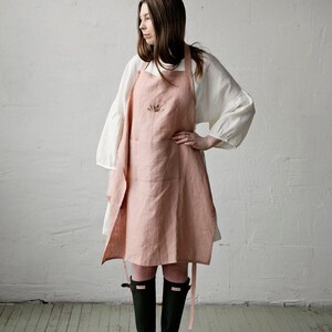 Dusty Rose Traditional Apron, Linen Apron, Hand Embroidery, Kitchen Apron, Cooking Apron, Linen Apron for Women, Gift for Women
