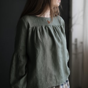 Sage Victorian Tunic, Linen Tunic, Linen Shirt, Linen Blouse, Cottagecore Blouse, Women Linen Shirt, Linen Top, Long Sleeve Shirt