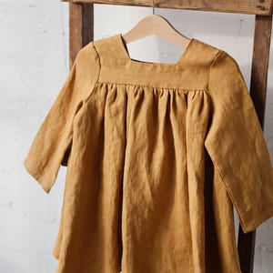 Abito classico in lino senape, abito in lino per neonati, abito per neonati, vestiti in lino per bambine, abiti per bambine, abbigliamento per bambini, abito in lino per bambine