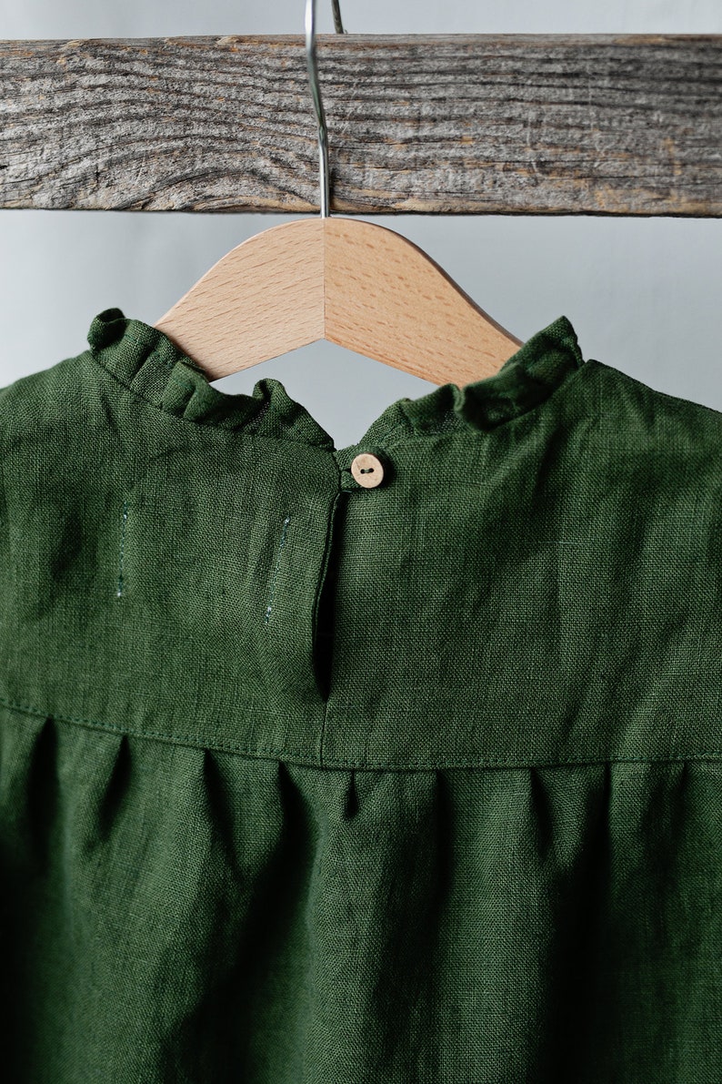 Forest Green Short Ruffle Linen Tunic, Linen Shirt for Girls, Long Sleeve Linen Tunic, Girl Linen Top, Baby Shirt, Linen Girl Shirt zdjęcie 4