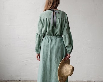 Tunica vittoriana in lino color menta: camicetta cottagecore a maniche lunghe con volant