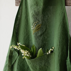 Apple Green Traditional Apron, Linen Apron, Hand Embroidery, Kitchen Apron, Cooking Apron, Linen Apron for Women, Gift for Women