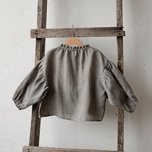 Grey Gingham Parachute Linen Tunic, Different Embroideries, Linen Shirt for Girls, Long Sleeve Linen Tunic, Girl Linen Top, Baby Shirt zdjęcie 3