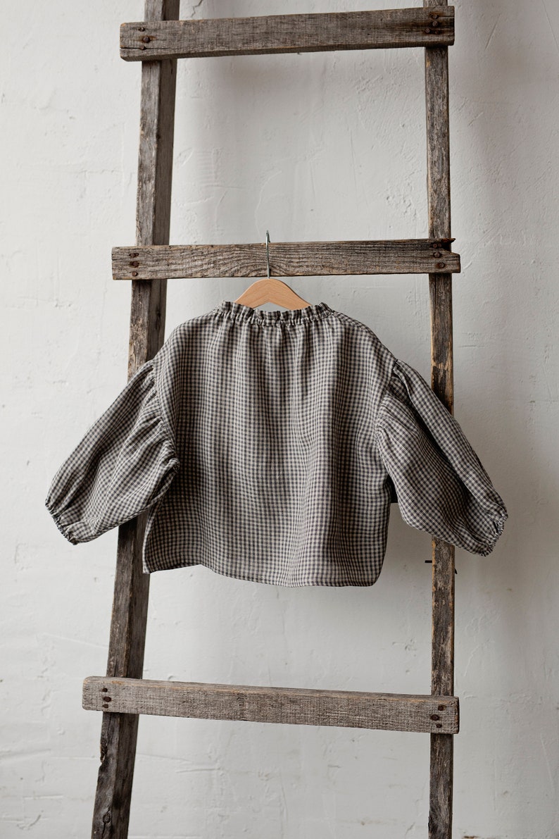 Grey Gingham Parachute Linen Tunic, Different Embroideries, Linen Shirt for Girls, Long Sleeve Linen Tunic, Girl Linen Top, Baby Shirt zdjęcie 3