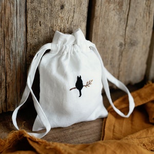 Pochette en lin, différentes couleurs, broderie de chat noir, sac à linge, décoration de chambre d'enfant, sac de rangement de jouets, sac à pain, cadeau pour femme